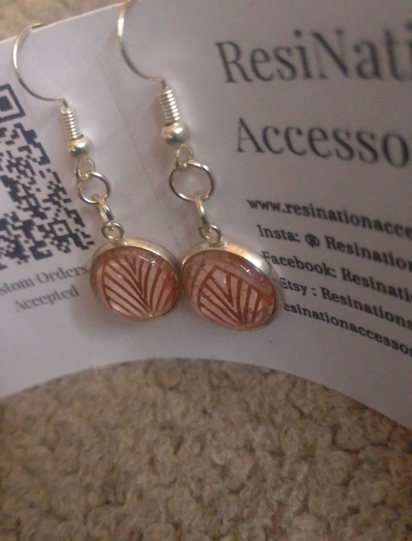 Pink leaf earrings image 2