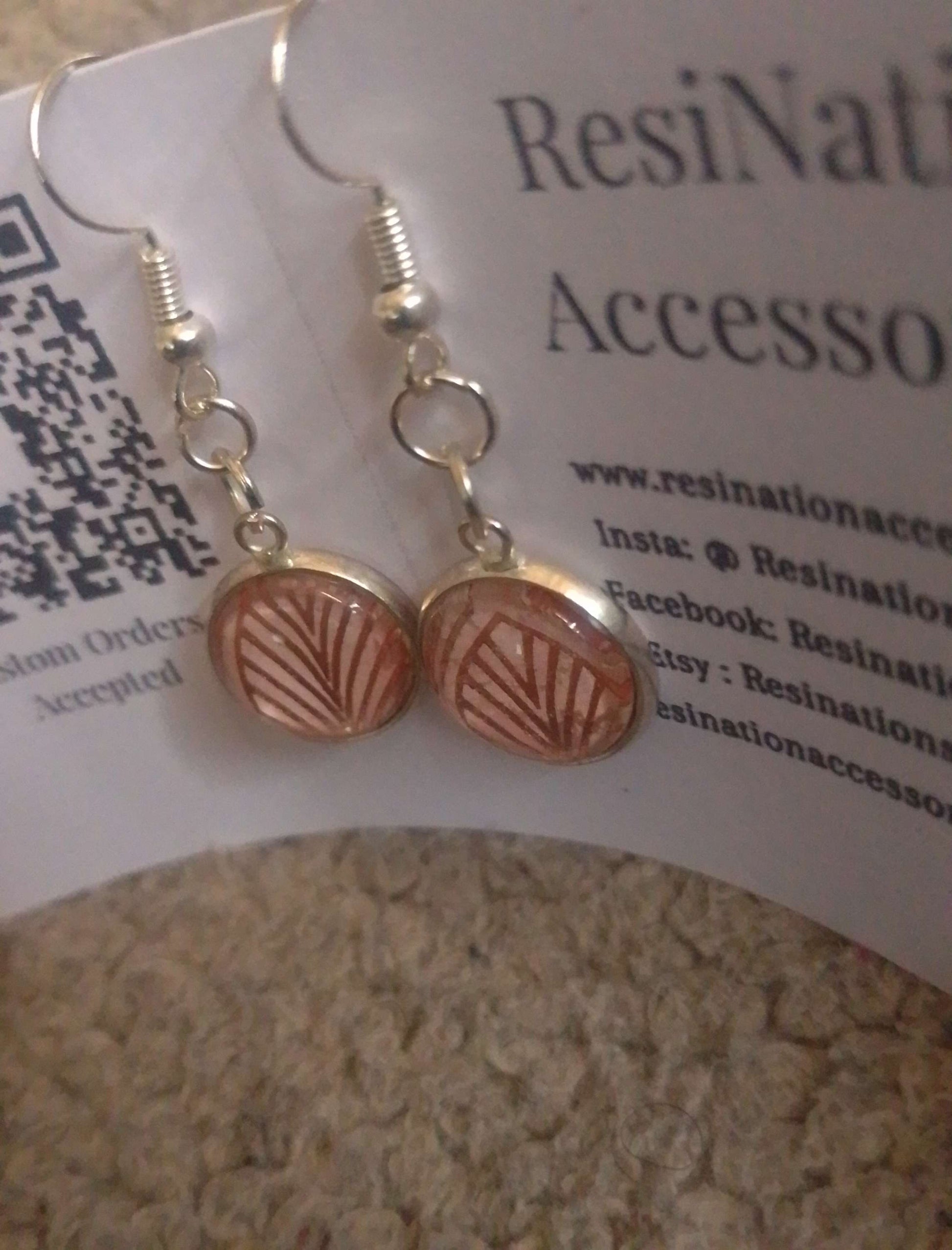 Pink leaf earrings  image 2